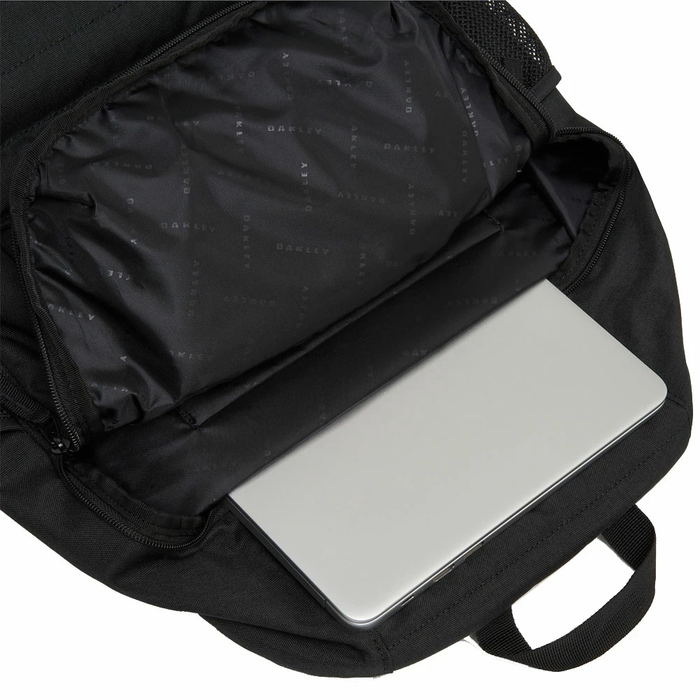 Oakley Enduro 4.0 25L Rucksack Blackout Damen, Herren 8 Oakley Enduro 4.0 25L Rucksack Blackout Damen, Herren – Bild 6