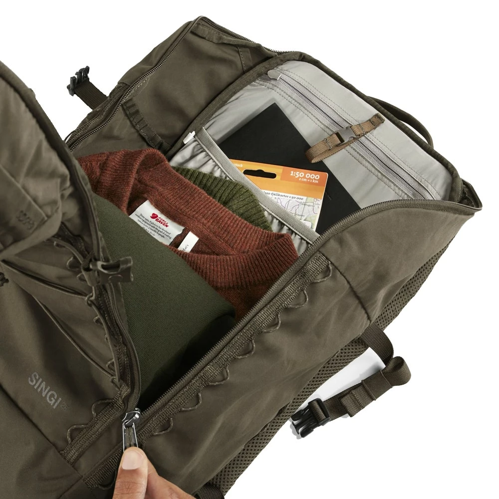 Fjällräven Singi 28 Wanderrucksack Dark Olive Damen, Herren 6 Fjällräven Singi 28 Wanderrucksack Dark Olive Damen, Herren – Bild 4